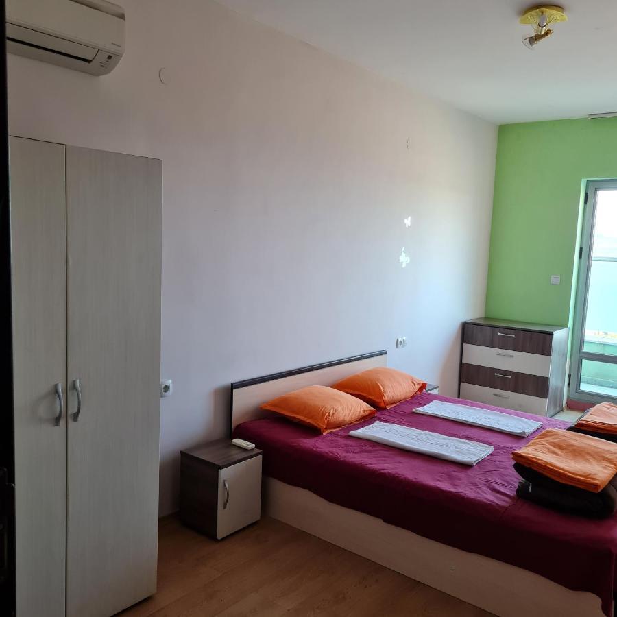 Елка Apartment Burgas Luaran gambar