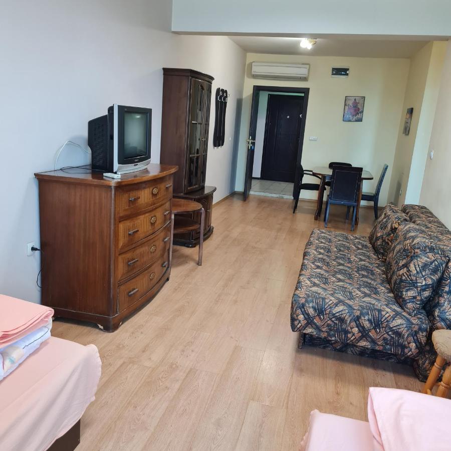 Елка Apartment Burgas Luaran gambar