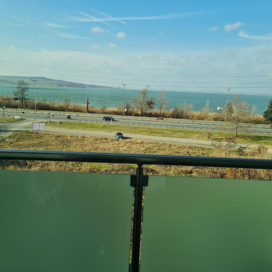 Елка Apartment Burgas Luaran gambar