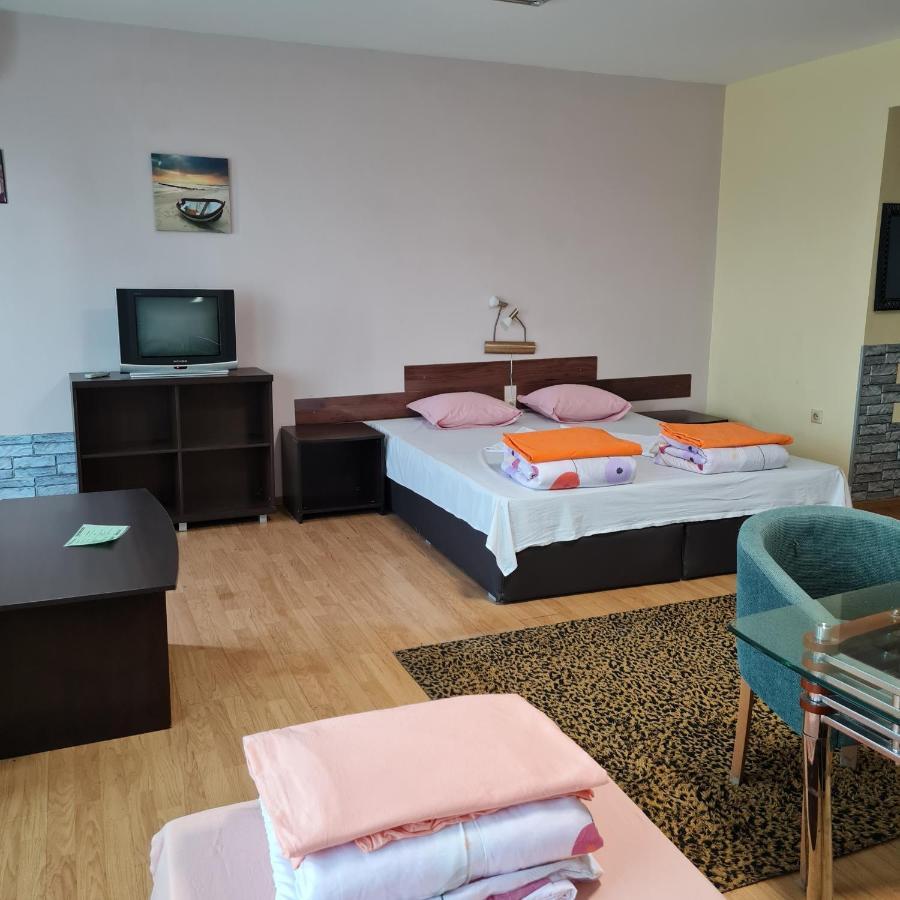 Елка Apartment Burgas Luaran gambar