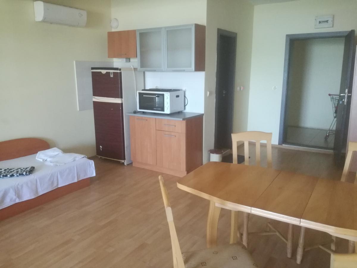 Елка Apartment Burgas Luaran gambar