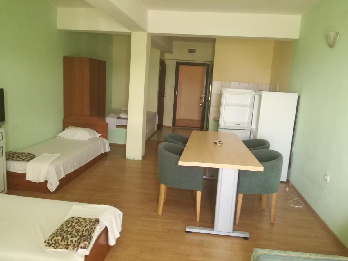 Елка Apartment Burgas Luaran gambar